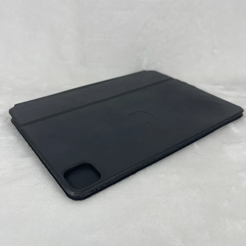 Apple Magic Keyboard 11